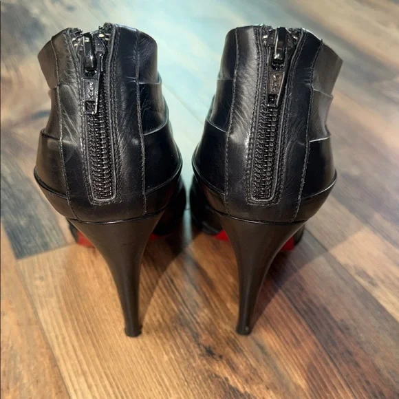 Christian Louboutin Orniron Black Calf Leather Heeled Boots sz 36 (5.5-6US) - Picture 3 of 10